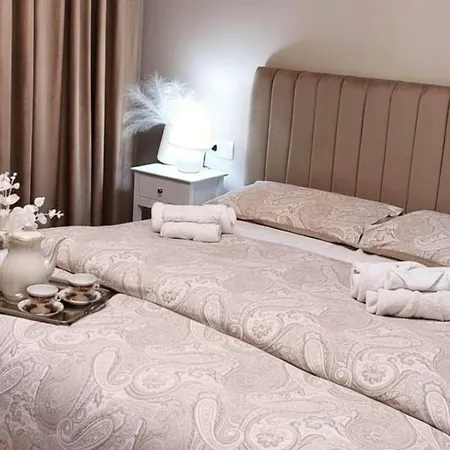 Perla Toscana- 3 Camere-8 Persone-parcheggio Privato-aria Condizionata *