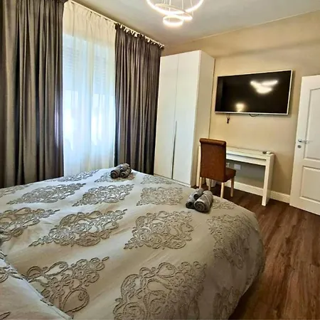 Perla Toscana- 3 Camere-8 Persone-parcheggio Privato-aria Condizionata Lägenhet
