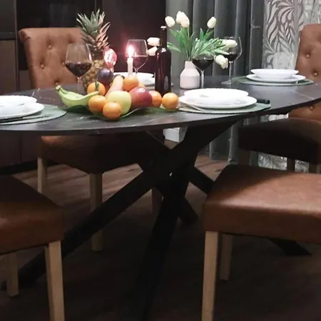 Apartamento Perla Toscana- 3 Camere-8 Persone-parcheggio Privato-aria Condizionata *
